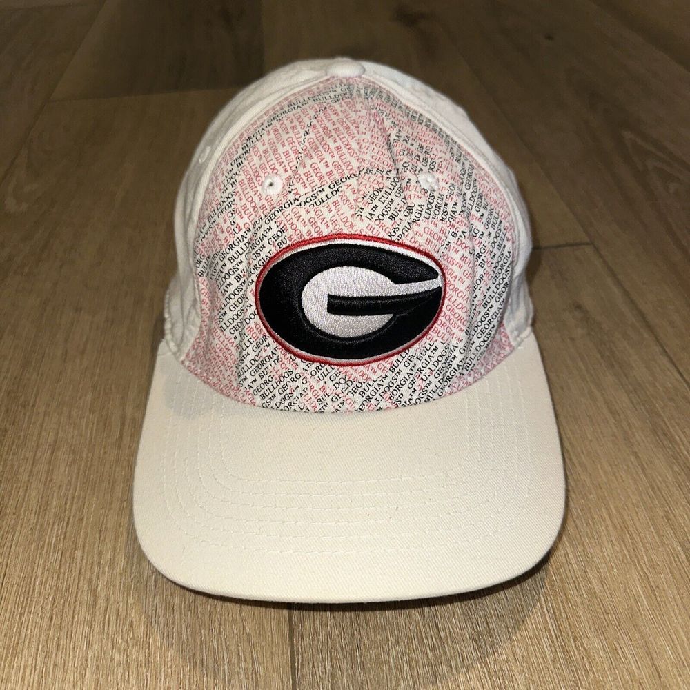 George Bull Dogs Top Of The World Fitted Hat One Fit‎ S/M Preowned
